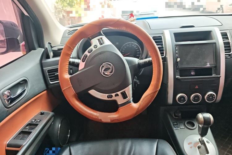 Used Dongfeng Fengdu MX6 2016 2.0L CVT Two-Wheel Drive Excellence Edition Steering Wheel