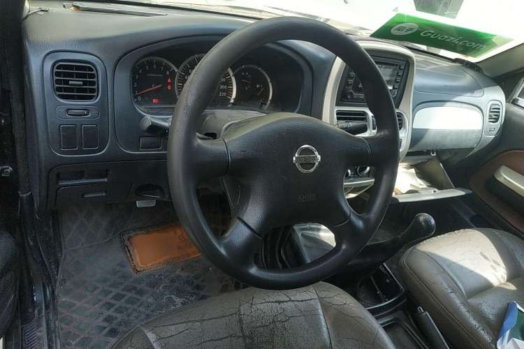 Used Dongfeng Fengdu Paladin 2008 2.4L Two-Wheel-Drive Standard Version Steering Wheel