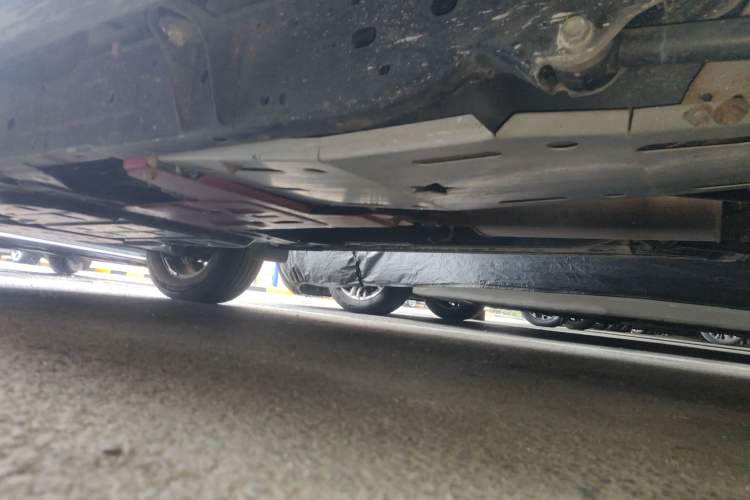 Used Dongfeng Fengdu Paladin 2023 2.0T Four-Wheel Drive Smart Edition Chassis Rear Left