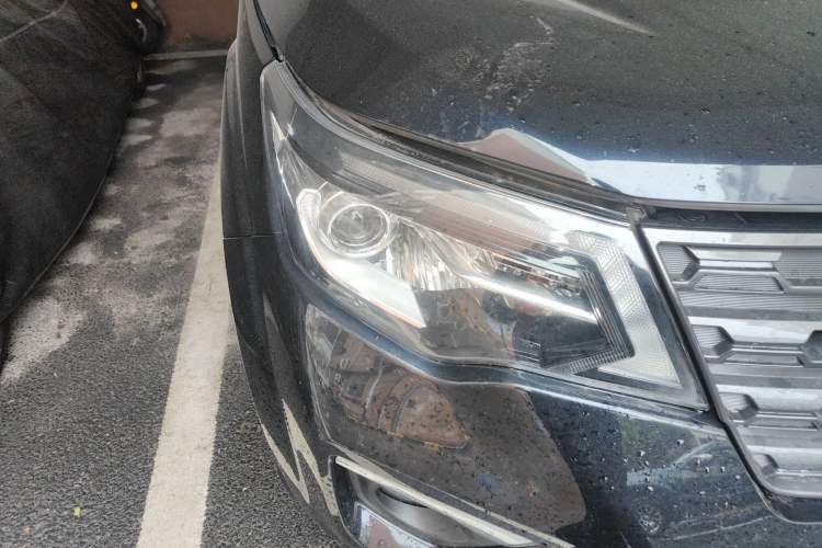 Used Dongfeng Fengdu Paladin 2023 2.0T Four-Wheel Drive Smart Edition Right Front Headlight