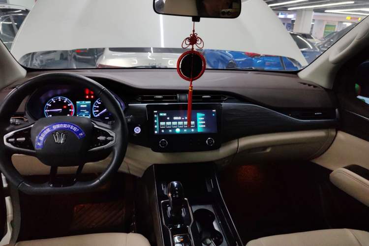 Used Dongfeng Fengdu Paladin 2023 2.0T Four-Wheel Drive Luxury Edition Audio And AC Panel