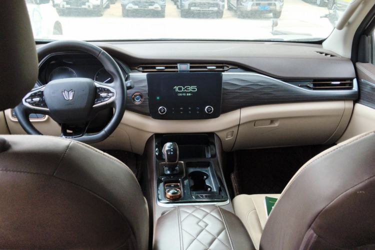 Used Dongfeng Fengdu Paladin 2023 2.0T Four-Wheel Drive Luxury Edition Center Console