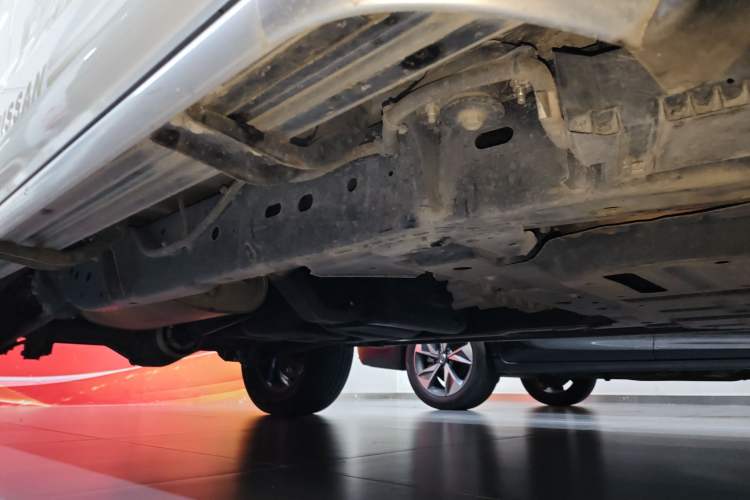 Used Dongfeng Fengdu Paladin 2023 2.0T Four-Wheel Drive Smart Edition Chassis Front Right