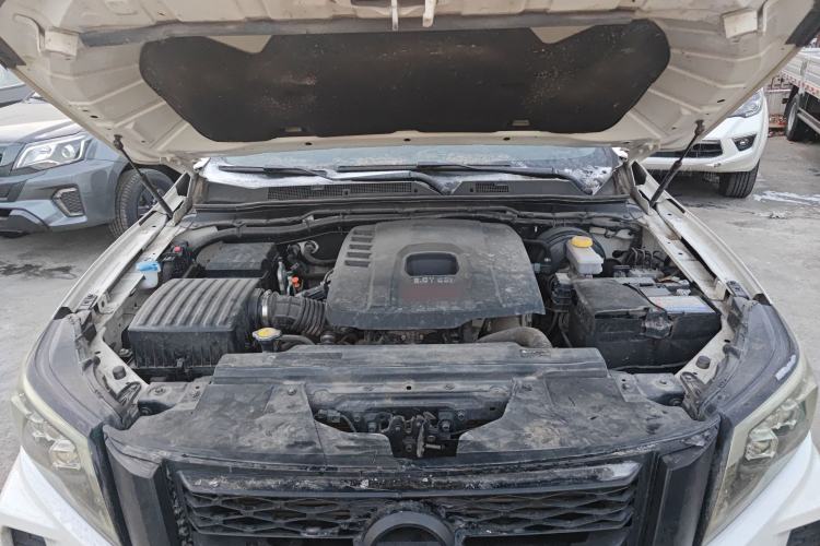 Used Dongfeng Fengdu Paladin 2023 2.0T Four-Wheel Drive Luxury Edition Engine Bay