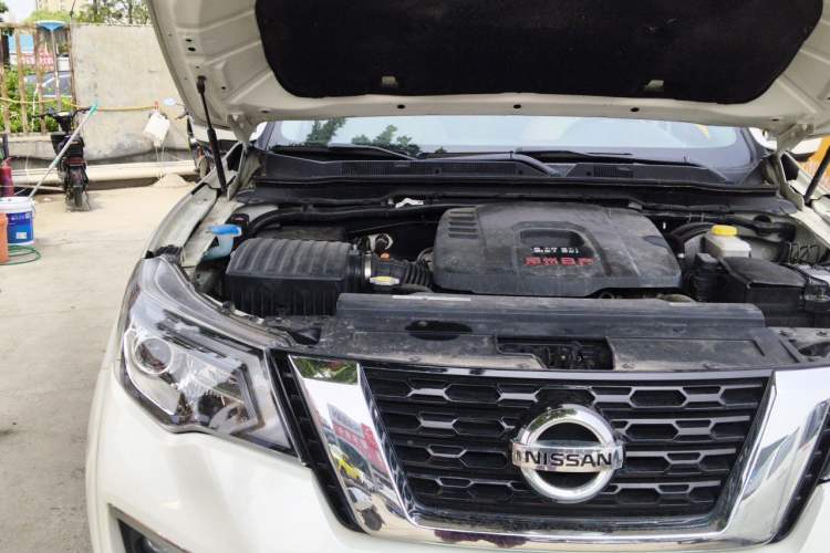 Used Dongfeng Fengdu Paladin 2023 2.0T Four-Wheel Drive Luxury Edition Engine Bay Right