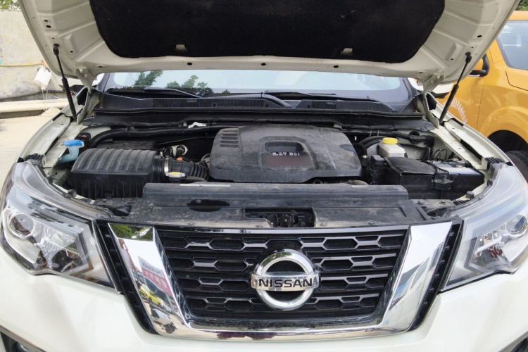 Used Dongfeng Fengdu Paladin 2023 2.0T Four-Wheel Drive Luxury Edition Engine Bay