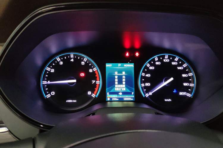 Used Dongfeng Fengdu Paladin 2023 2.0T Four-Wheel Drive Luxury Edition Instrument Cluster