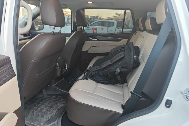 Used Dongfeng Fengdu Paladin 2023 2.0T Four-Wheel Drive Luxury Edition Interior 4