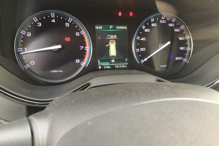 Used Dongfeng Fengdu Paladin 2023 2.0T Four-Wheel Drive Luxury Edition Odometer Close Up