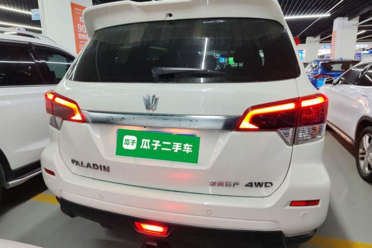 Used Dongfeng Fengdu Paladin 2023 2.0T Four-Wheel Drive Luxury Edition Rear