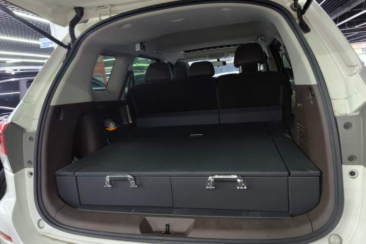 Used Dongfeng Fengdu Paladin 2023 2.0T Four-Wheel Drive Luxury Edition Trunk