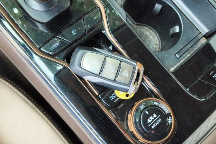Used Dongfeng Fengdu Paladin 2023 2.0T Four-Wheel Drive Luxury Edition Vehicle Key