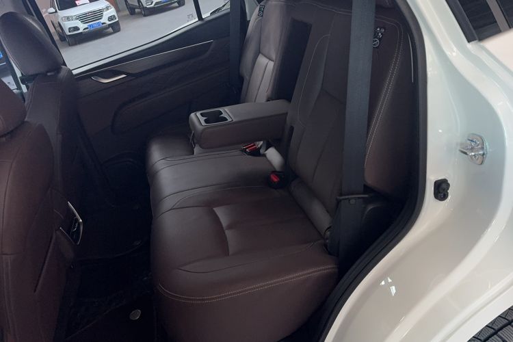 Used Dongfeng Fengdu Paladin 2024 2.0T Four-Wheel Drive Deluxe Edition Dynamic Version Interior 1