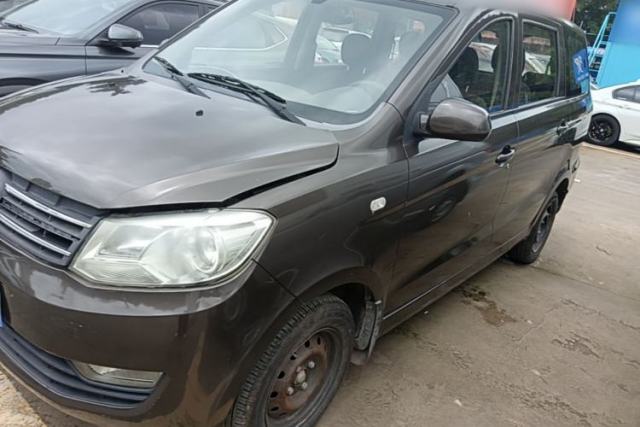 Used Dongfeng Fengon 330 2014 1.5L Manual Utility Version DK15