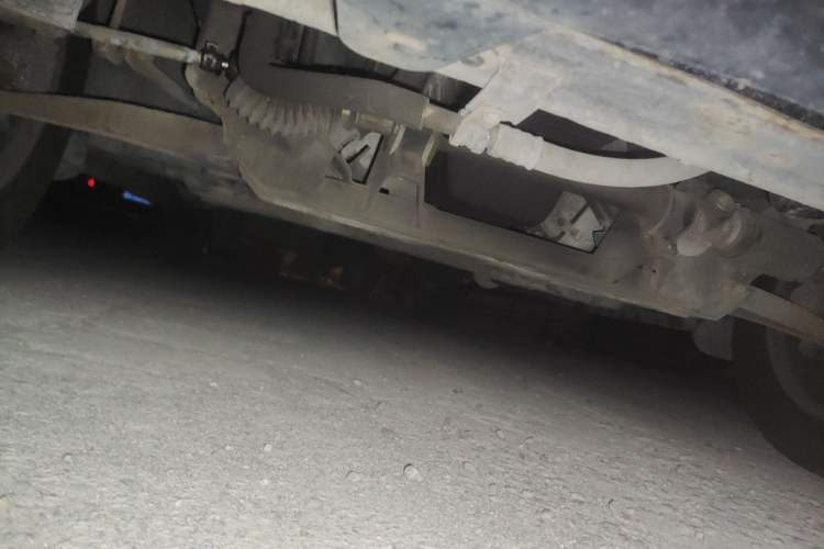 Used Dongfeng Fengon 330 2014 1.5L Manual Utility Version DK15 Chassis Front