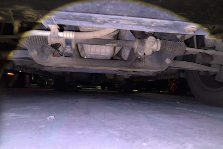 Used Dongfeng Fengon 330 2014 1.5L Manual Utility Version DK15 Chassis Front