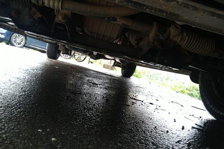Used Dongfeng Fengon 330 2014 1.5L Manual Utility Version DK15 Chassis Front