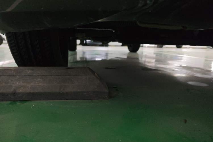 Used Dongfeng Fengon 330 2014 1.5L Manual Utility Version DK15 Chassis Front Right