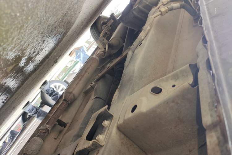 Used Dongfeng Fengon 330 2014 1.3L Manual Utility Version DK13-07 Chassis Front Right