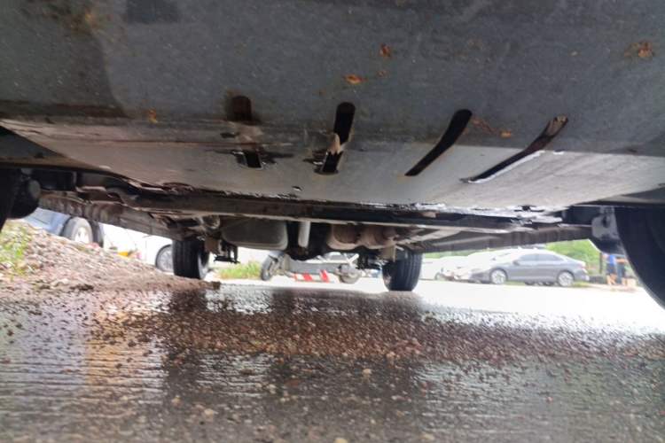Used Dongfeng Fengon 330 2014 1.5L Manual Utility Version DK15 Chassis Front