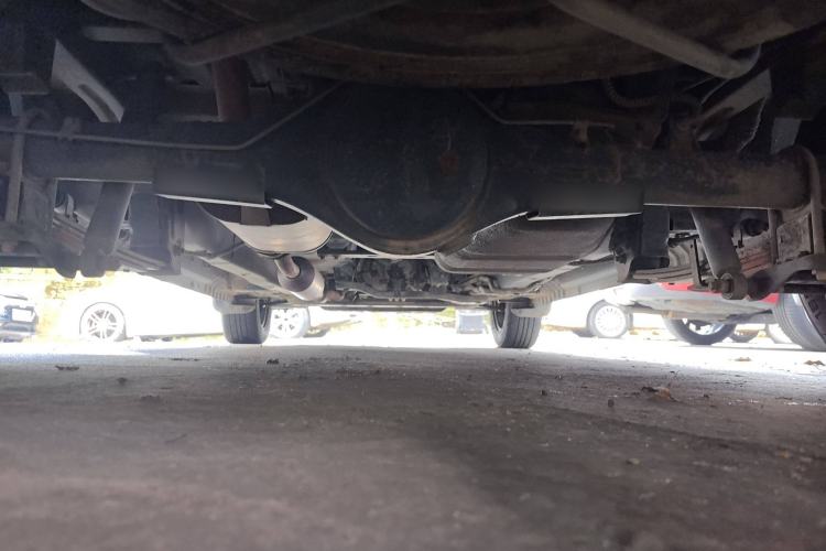 Used Dongfeng Fengon 330 2014 1.5L Manual Utility Version DK15 Chassis Rear