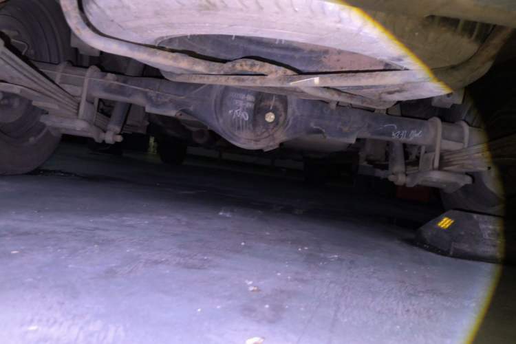 Used Dongfeng Fengon 330 2014 1.5L Manual Utility Version DK15 Chassis Rear