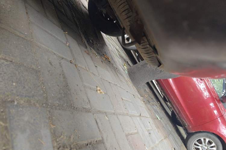 Used Dongfeng Fengon 330 2014 1.2L Manual Practical Version DK12-07 Chassis Rear