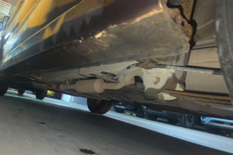 Used Dongfeng Fengon 330 2014 1.5L Manual Utility Version DK15 Chassis Rear Left