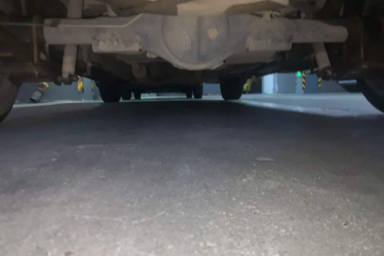 Used Dongfeng Fengon 330 2014 1.5L Manual Utility Version DK15 Chassis Rear