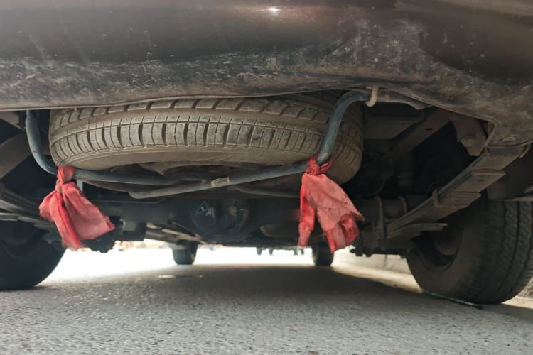 Used Dongfeng Fengon 330 2014 1.5L Manual Standard Edition DK15-02 Chassis Rear