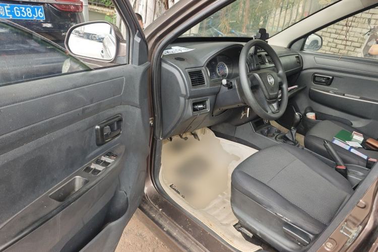 Used Dongfeng Fengon 330 2014 1.3L Manual Utility Version DK13-07 Driver Seat