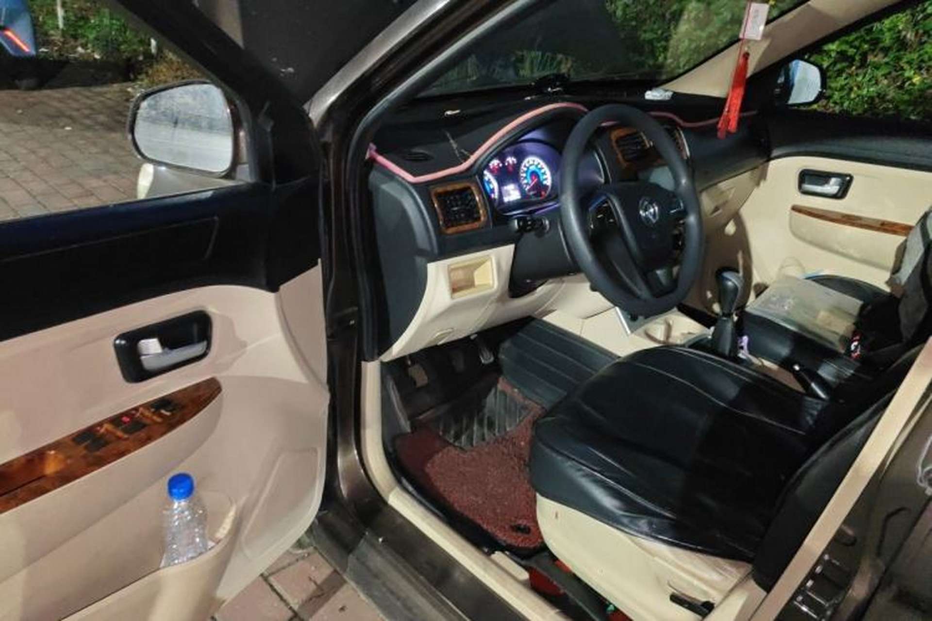 Used Dongfeng Fengon 330  Driver Seat