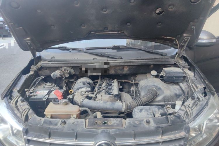 Used Dongfeng Fengon 330 2014 1.5L Manual Comfort Version DK15-02 Engine Bay