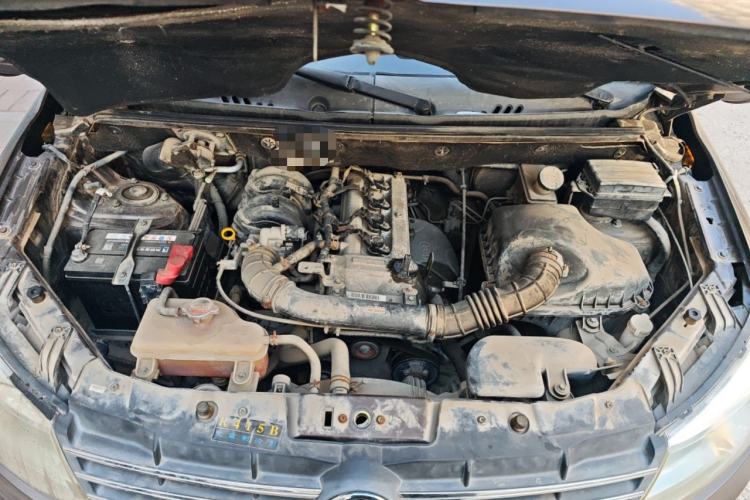 Used Dongfeng Fengon 330 2014 1.5L Manual Comfort Version DK15-02 Engine Bay