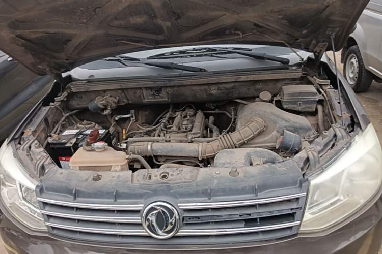 Used Dongfeng Fengon 330 2014 1.5L Manual Utility Version DK15 Engine Bay