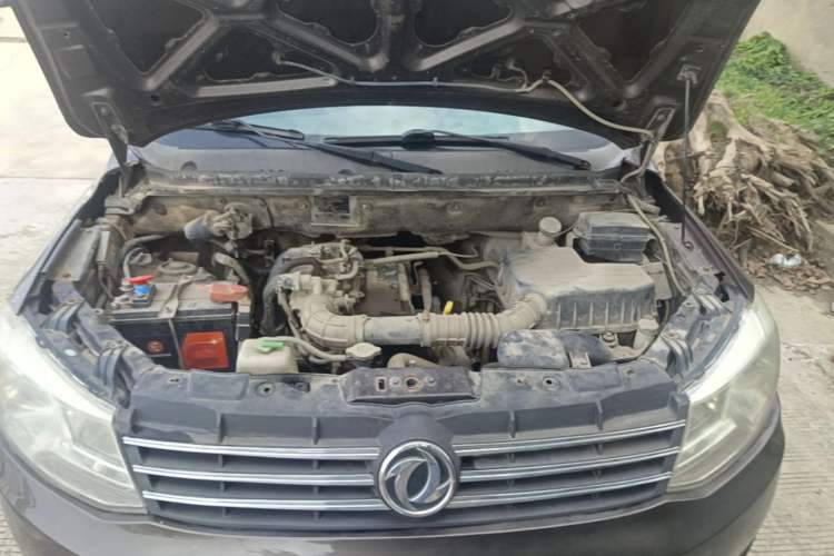 Used Dongfeng Fengon 330 2014 1.2L Manual Practical Version DK12-07 Engine Bay