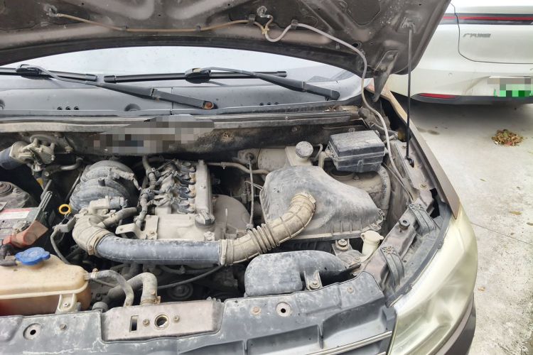 Used Dongfeng Fengon 330 2014 1.5L Manual Utility Version DK15 Engine Bay Left