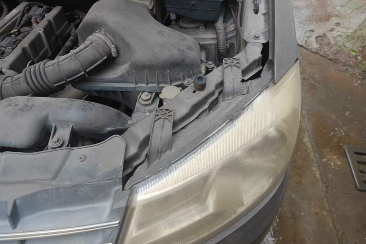 Used Dongfeng Fengon 330 2014 1.3L Manual Utility Version DK13-07 Engine Bay Left