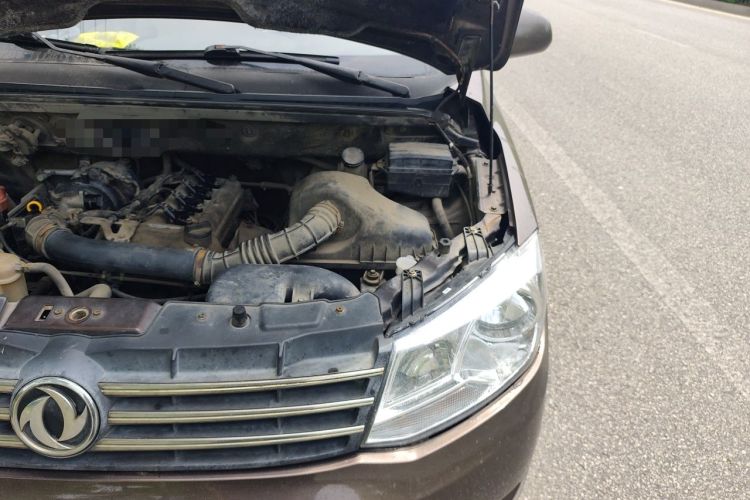 Used Dongfeng Fengon 330 2014 1.5L Manual Utility Version DK15 Engine Bay Left