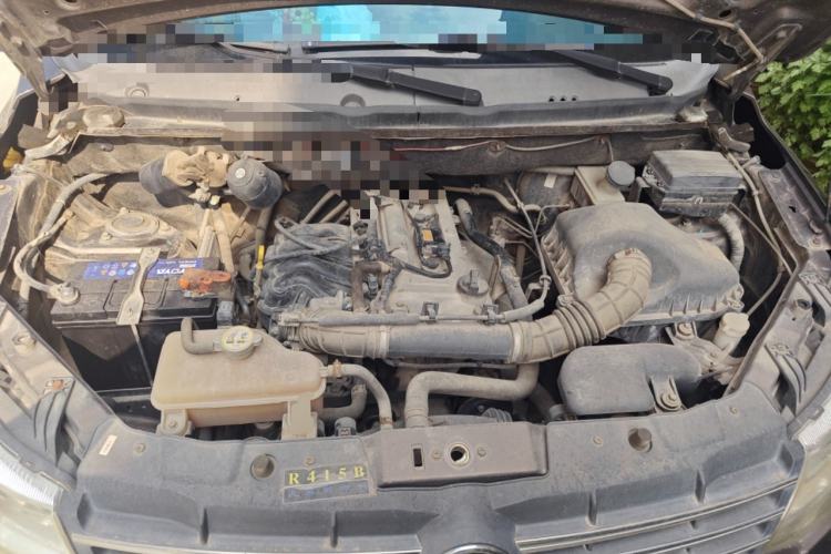 Used Dongfeng Fengon 330 2014 1.5L Manual Utility Version DK15 Engine Bay