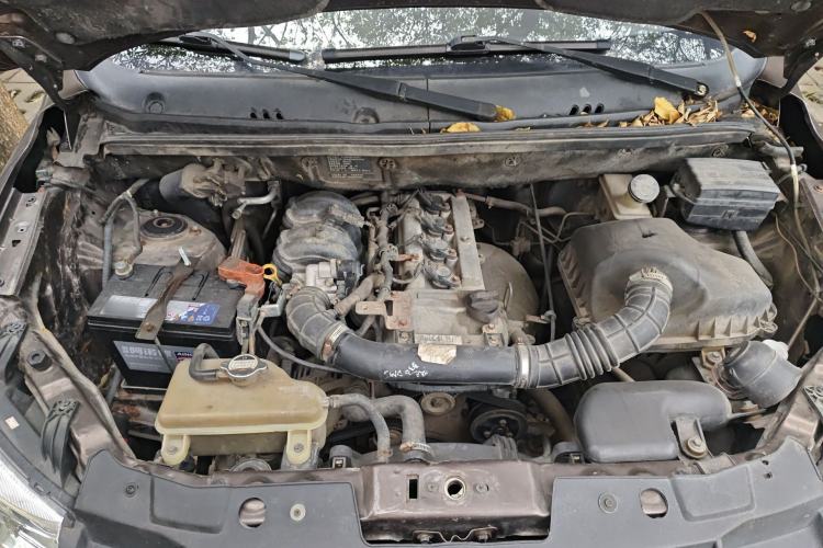 Used Dongfeng Fengon 330 2014 1.5L Manual Utility Version DK15 Engine Bay