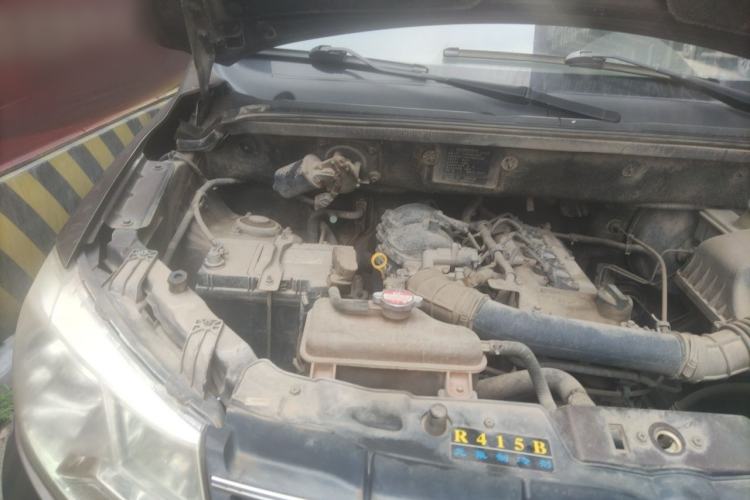 Used Dongfeng Fengon 330 2014 1.5L Manual Comfort Version DK15-02 Engine Bay Right