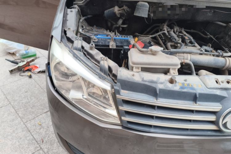 Used Dongfeng Fengon 330 2014 1.5L Manual Utility Version DK15 Engine Bay Right