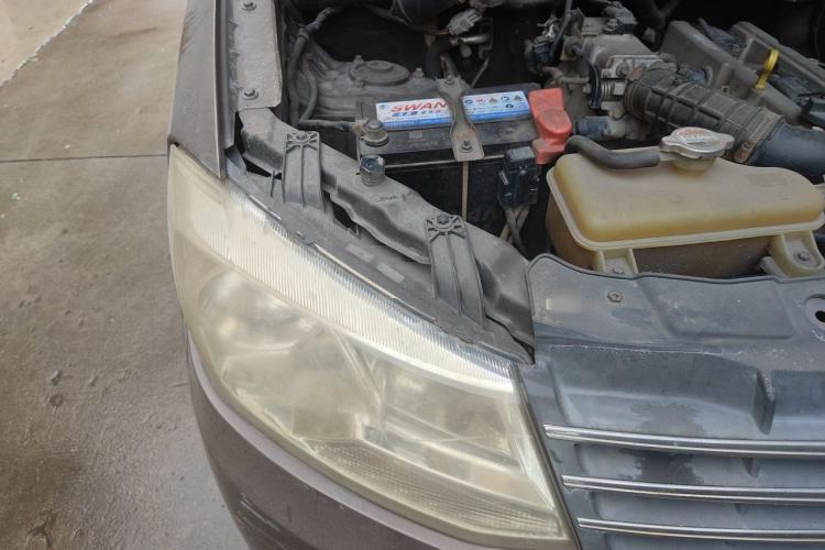 Used Dongfeng Fengon 330 2014 1.3L Manual Utility Version DK13-07 Engine Bay Right