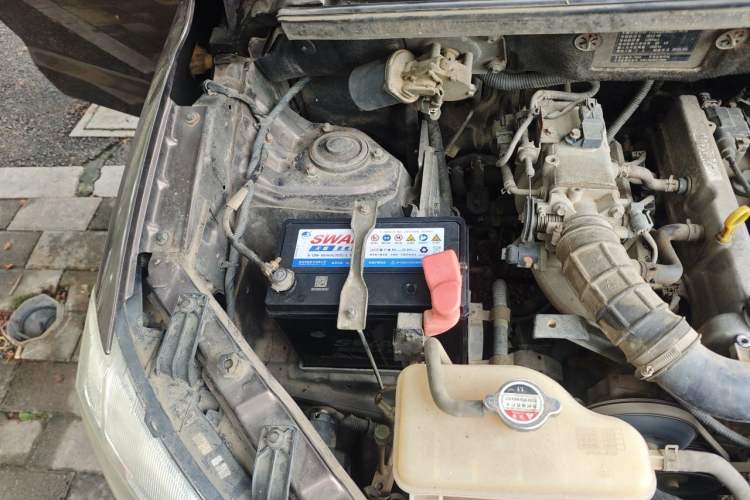 Used Dongfeng Fengon 330 2014 1.3L Manual Utility Version DK13-07 Engine Bay Right