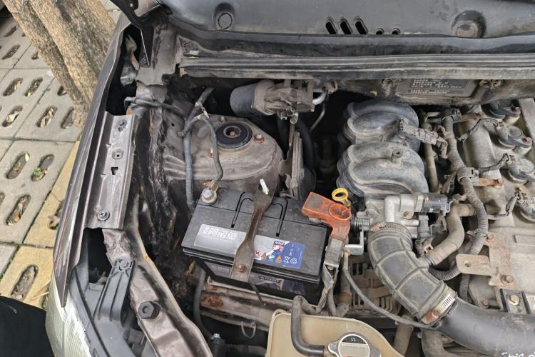 Used Dongfeng Fengon 330 2014 1.5L Manual Utility Version DK15 Engine Bay Right