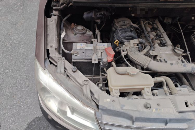 Used Dongfeng Fengon 330 2014 1.5L Manual Utility Version DK15 Engine Bay Right