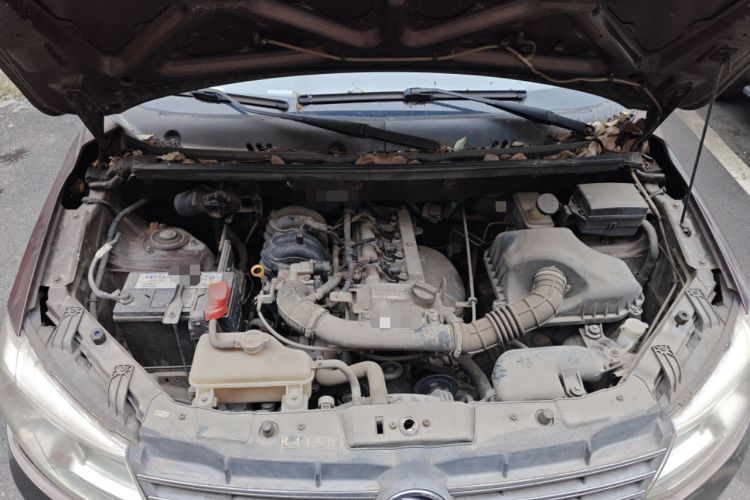 Used Dongfeng Fengon 330 2014 1.5L Manual Utility Version DK15 Engine Bay