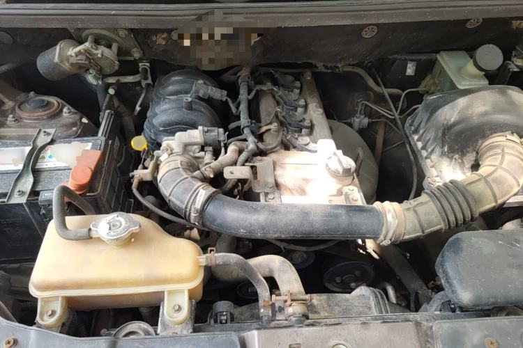 Used Dongfeng Fengon 330 2014 1.5L Manual Utility Version DK15 Engine Bay