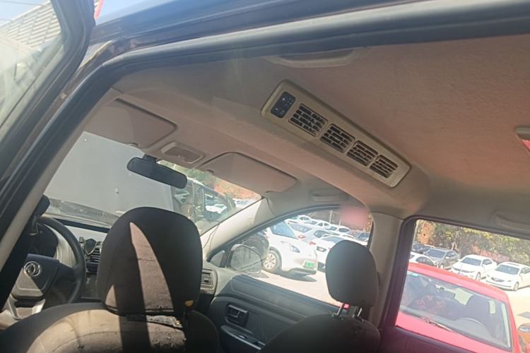 Used Dongfeng Fengon 330 2014 1.5L Manual Utility Version DK15 Headliner